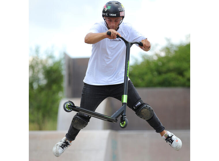 Schildkröt® Funwheel Kickless Stunt Sparkesykkel | Ungdom og voksen 