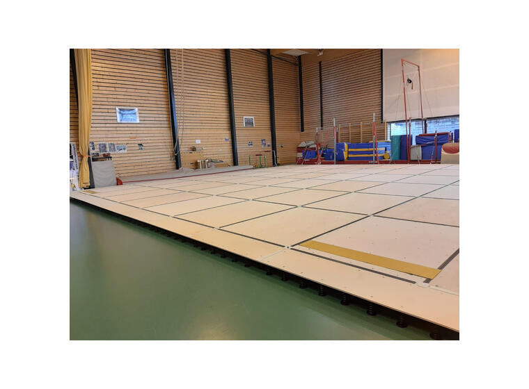 Gymnova Frittståendefelt 14x14 FIG sertifisert, fjærer ikke montert 