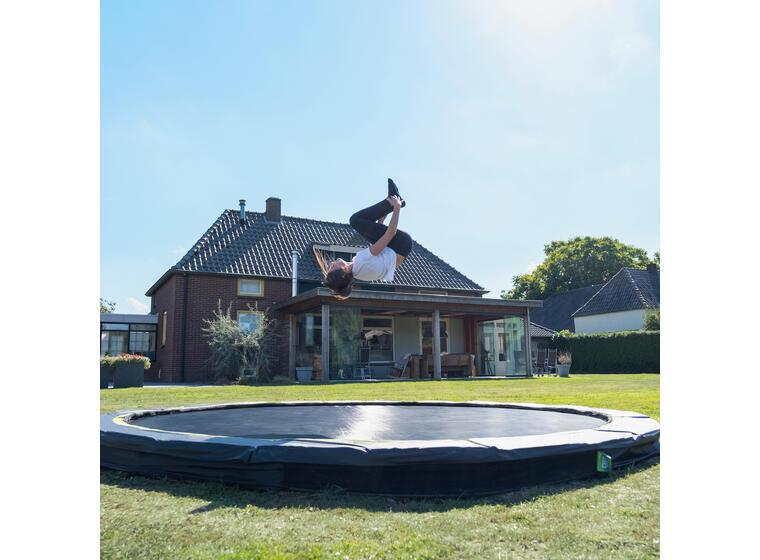EXIT Silhouette Sports Bakketrampoline 244 cm | Svart | Uten sikkerhetsnett 