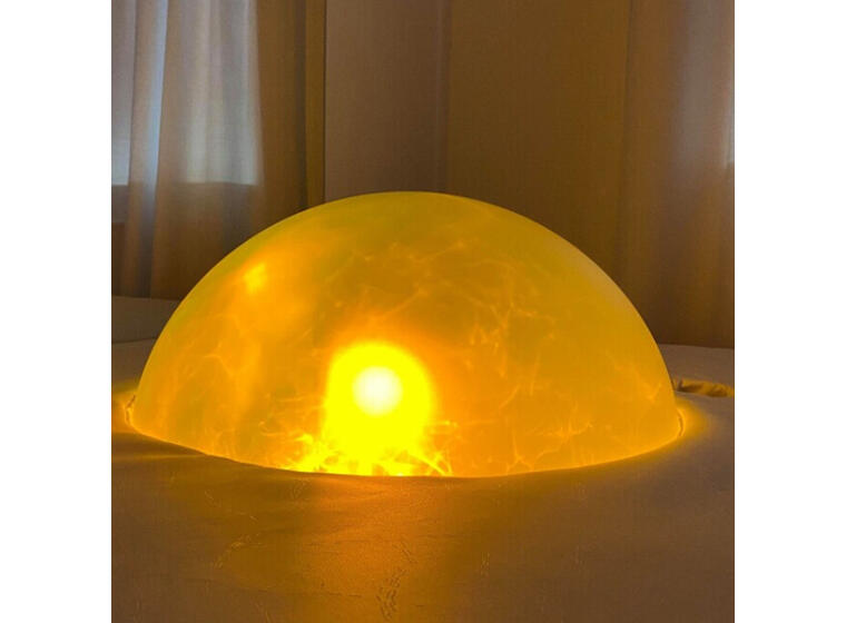Lys- og lydglobe i podium 120 x 120 x 45 cm 
