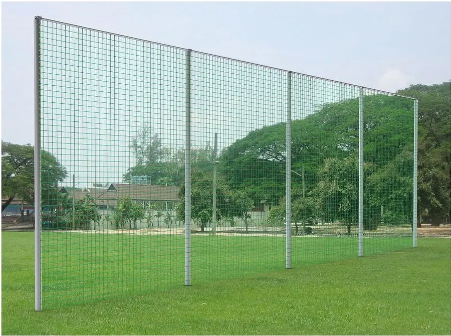 Stoppnett 3 mm | masker 100 mm | Svart Ballfangernett etter spesielle mål 