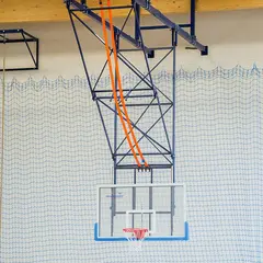 Takhengt basketballanlegg Heisbart basketballanlegg med el-motor