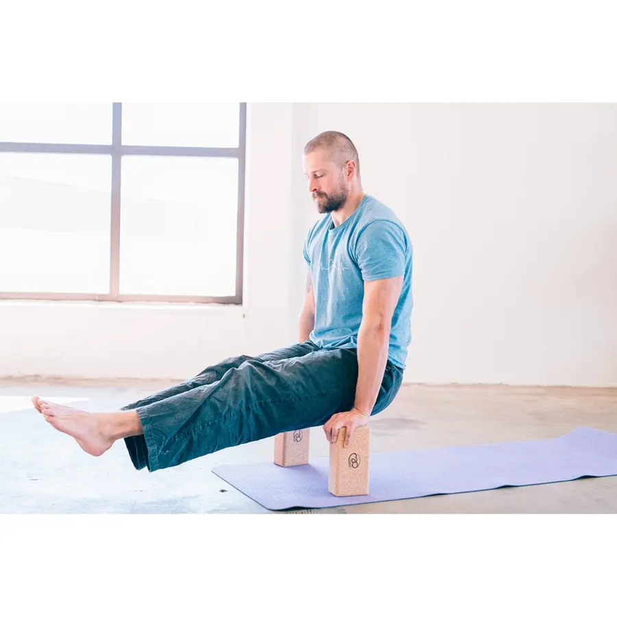 Yogablokk i kork 230  x 120  x 75 mm 