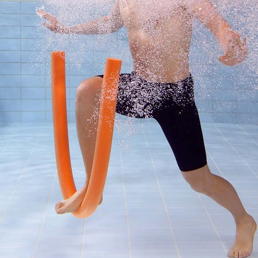 Pool Noodle Compact - 1 stk. Kompakt og holdbar flytepinne | 160x7cm 