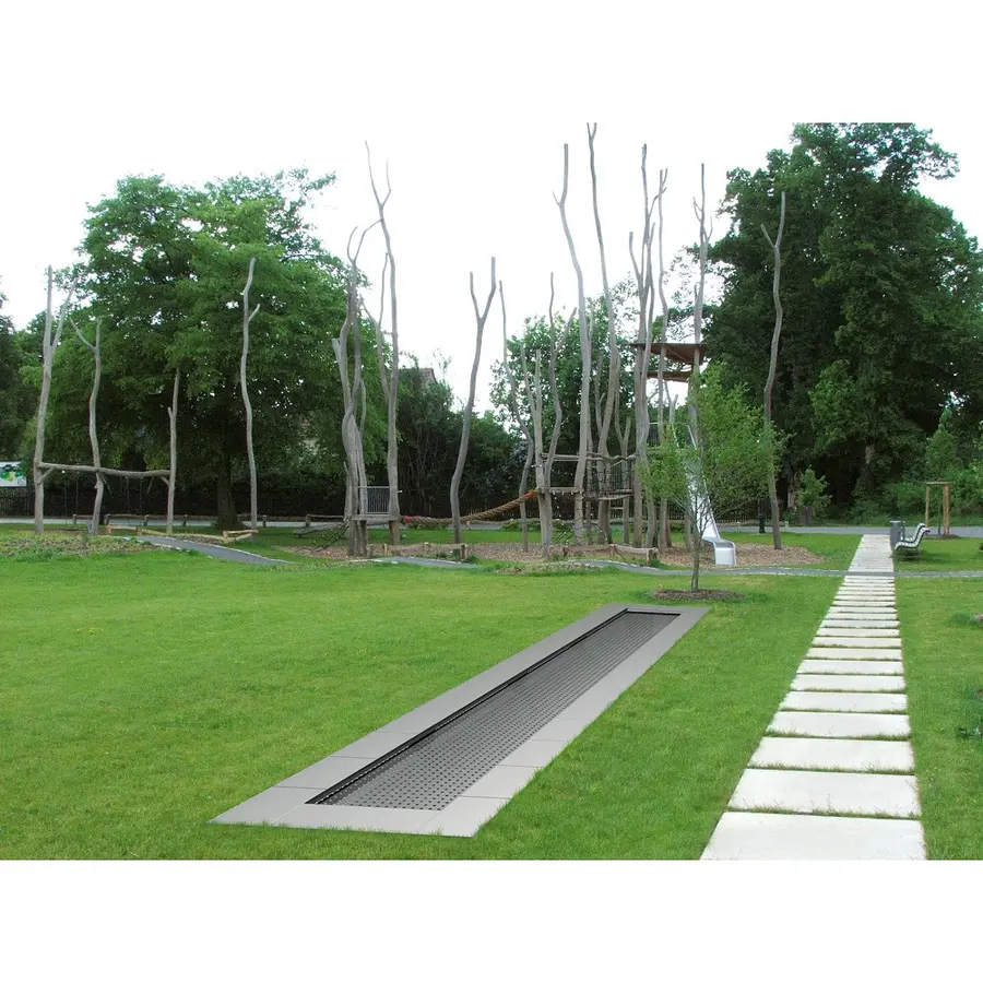 Nedfelt trampoline Kids Track 6m Til offentlige lekeplasser 