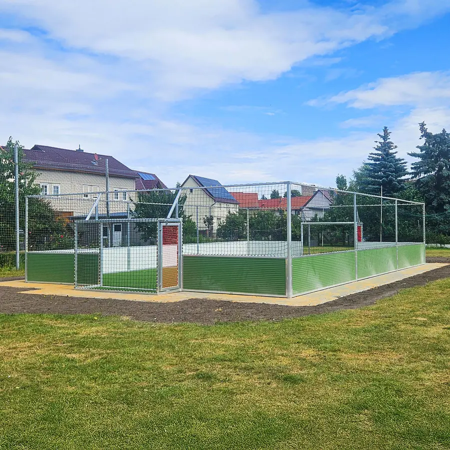 Multibane Arena Pro 10 x 7 meter Robust bane med integrerte mål 