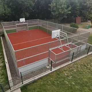 Multibane Arena Pro Plus 10 x 7 m V&#230;rbestandig utend&#248;rsanlegg