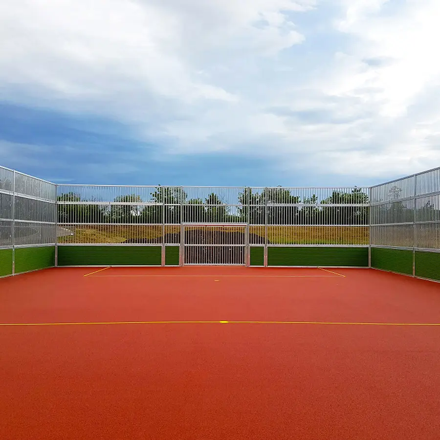 Multibane Arena Pro Plus 10 x 7 m Værbestandig utendørsanlegg 