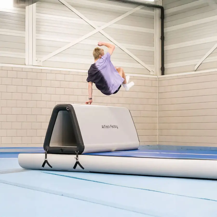 AirTrack | AirParkour AirObstacle | Oppblåsbart hinder 