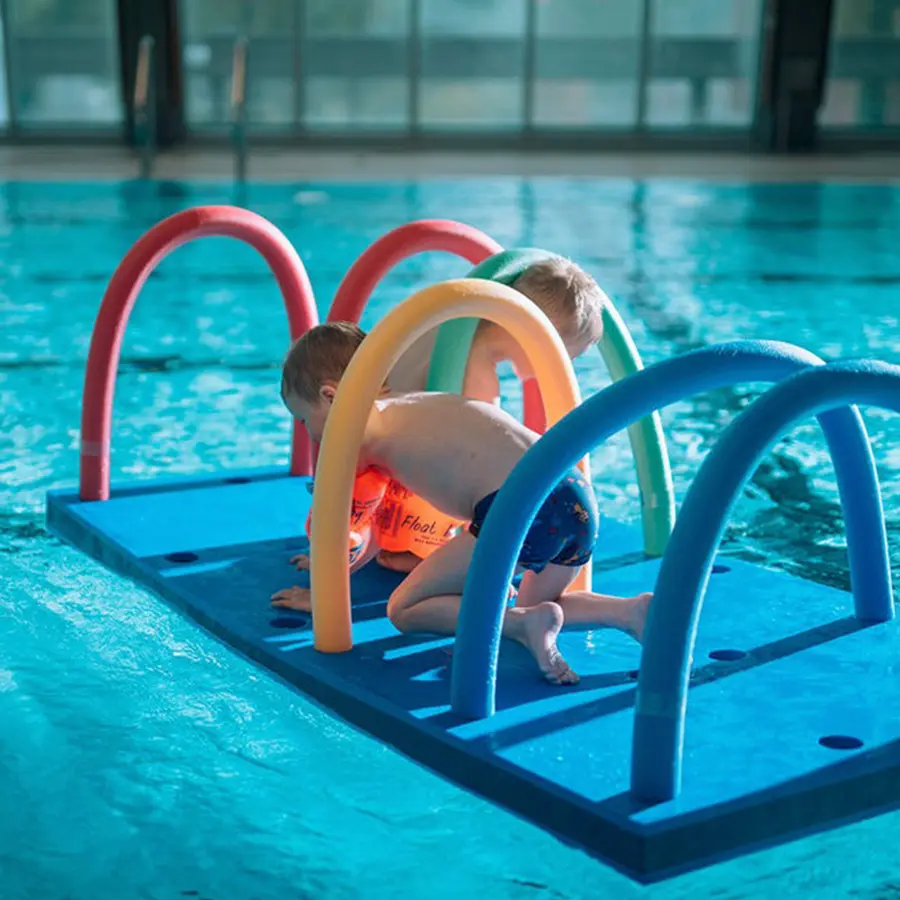 Flåte Maxi med hull for Pool Noodles 200 x 100 cm flåte til svømmehall 