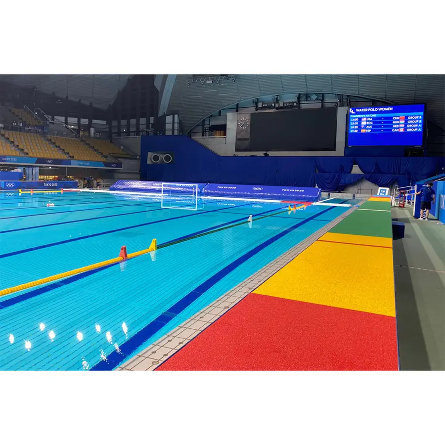 Dommerens Catwalk Offisielt produkt World Aquatics 